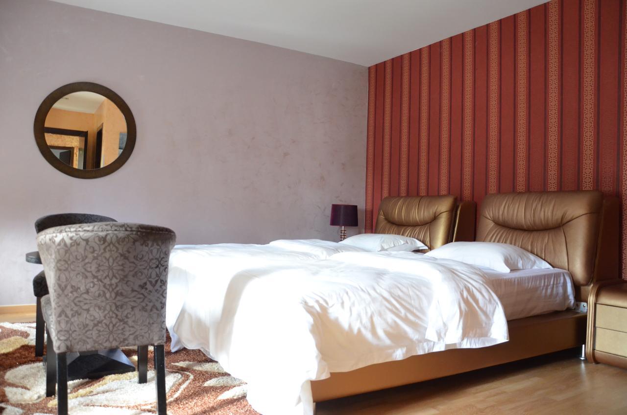 Johnny Hotel Kamenice Экстерьер фото