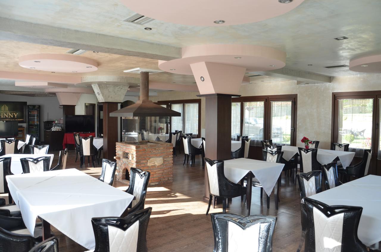 Johnny Hotel Kamenice Экстерьер фото