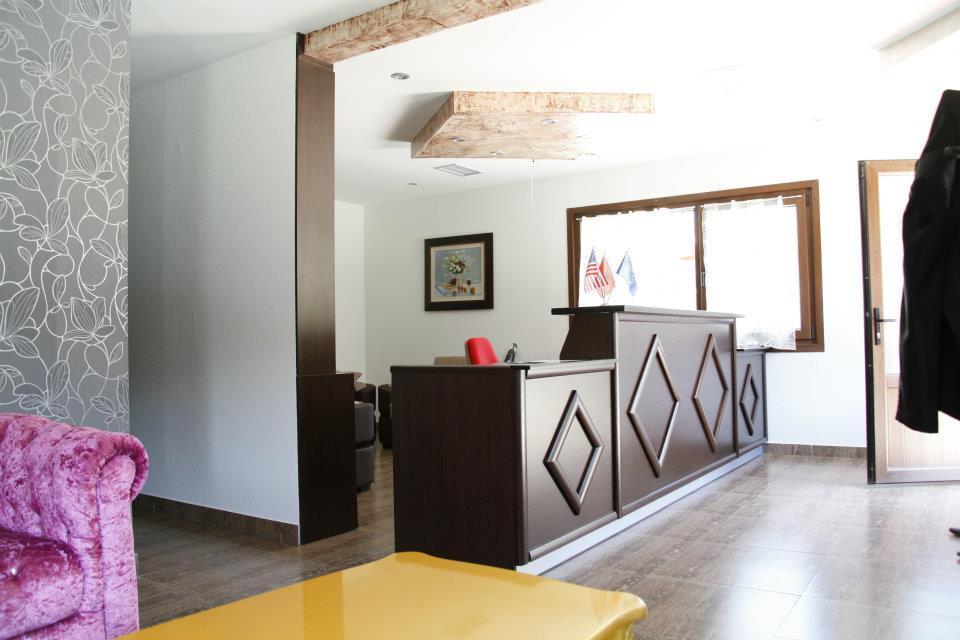 Johnny Hotel Kamenice Экстерьер фото